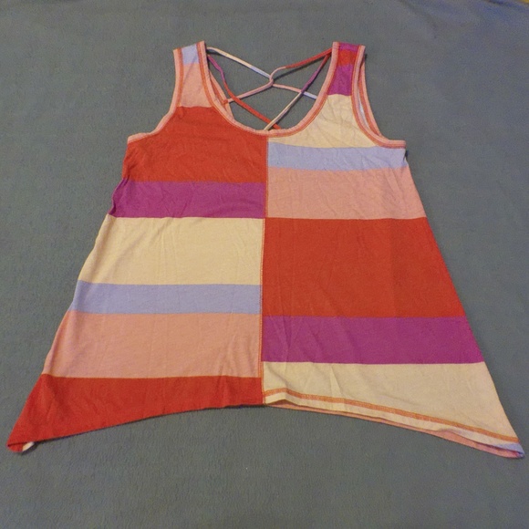 Colorful Flared Bottom Tank Top - Picture 1 of 1